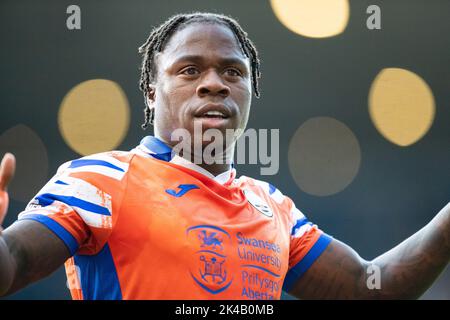 West Bromwich, UK. 1st October 2022. Michael Obafemi of Swansea during the Sky Bet Championship match between West Bromwich Albion and Swansea City at The Hawthorns, West Bromwich on Saturday 1st October 2022. (Credit: Gustavo Pantano | MI News) Credit: MI News & Sport /Alamy Live News