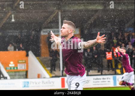 Cambridge, UK. 1st October 2022James Collins (9 Derby) celebrates his second goa during the Sky Bet League 1 match between Cambridge United and Derby County at the R Costings Abbey Stadium, Cambridge on Saturday 1st October 2022. (Credit: Kevin Hodgson | MI News) Credit: MI News & Sport /Alamy Live News