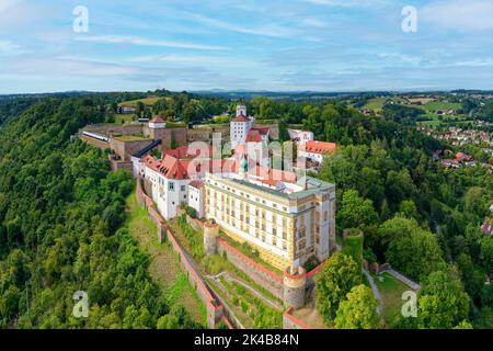 Veste Oberhaus, built 1219-1800, aerial view, Dreifluessestadt Passau, independent university town, administrative district of Lower Bavaria, Eastern Stock Photo