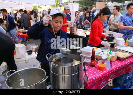 A chef from Bakso Super Philly prepares a bowl of Bakso, Indonesian meatball, at the New York Indonesian Food Festival, September 24, 2022, New York. Stock Photo