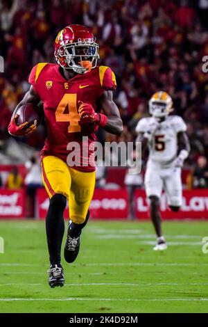 Los Angeles, CA. 1st Oct, 2022. USC Trojans receiver Mario Williams #4 in action in the second quarter of the NCAA Football game between the USC Trojans and the Arizona State Sun Devils at the Coliseum in Los Angeles, California.Mandatory Photo Credit: Louis Lopez/Cal Sport Media/Alamy Live News Stock Photo