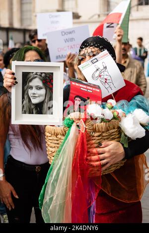 London, UK. 1 October 2022. Protest against the anti-women government in Iran and against the unlawful death of Mahsa Amini on the 16th September. Pro