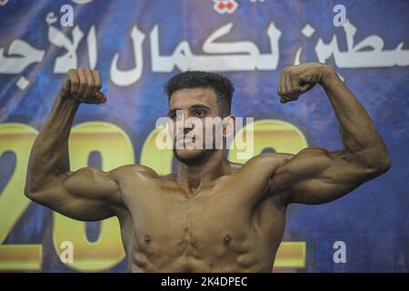 Gaza Bodybuilder The Palestinian Federation of Bodybuilding organizes a championship for ...