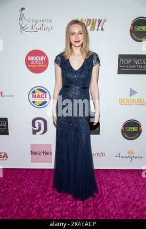 Los Angeles, California, USA. 01st Oct, 2022. Rachelle Henry attends Health4Peace Fundraising Gala at Renaissance Airport Hotel, Los Angeles, CA on October 1, 2022 Credit: Eugene Powers/Alamy Live News Stock Photo