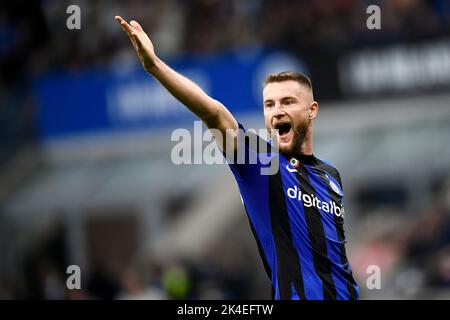 Milan, Italy. 01 October 2022. Milan Skriniar of FC Internazionale reacts during the Serie A football match between FC Internazionale and AS Roma. Credit: Nicolò Campo/Alamy Live News Stock Photo