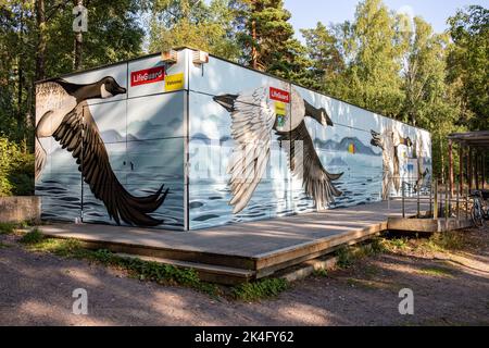 Canada geese mural graffiti by Jennifer Backlund and Leena Pukki on beach locker room in Munkkiniemi Beach, Helsinki, Finland Stock Photo