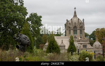 Graves in Greenwood Cemetery in Brooklyn NYC Stock Photo