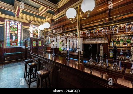 Crown Posada pub interior, Newcastle upon Tyne, England Stock Photo - Alamy