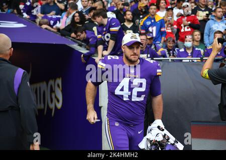 Minnesota Vikings long snapper Andrew DePaola wears a Crucial Catch cap  during the first half of an NFL football game against the Miami Dolphins,  Sunday, Oct. 16, 2022, in Miami Gardens, Fla. (