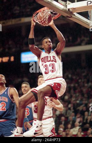 Scottie Pippen of the Chicago Bulls is shown in game action, ca. 1995. Stock Photo