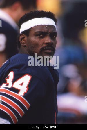 Walter Payton. Chicago Bears Running back Walter Payton. (Image taken from  b