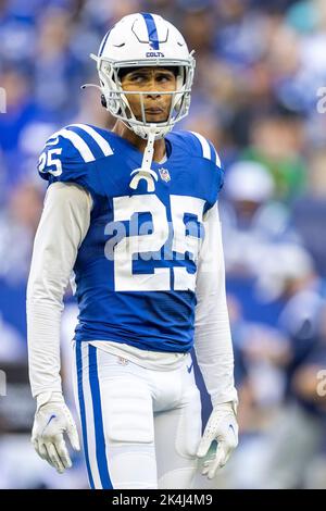 Indianapolis Colts defensive back Rodney Thomas II (25) drops into pass  coverage during an NFL football game against the Houston Texans, Sunday, Jan.  8, 2023, in Indianapolis. (AP Photo/Zach Bolinger Stock Photo - Alamy