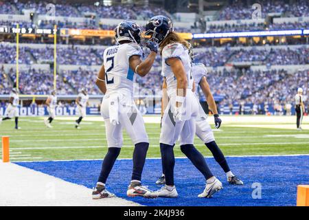 Indianapolis Colts vs. Minnesota Vikings . NFL Game. American Football  League match. Silhouette of professional player celebrate touch down.  Screen in Stock Photo - Alamy