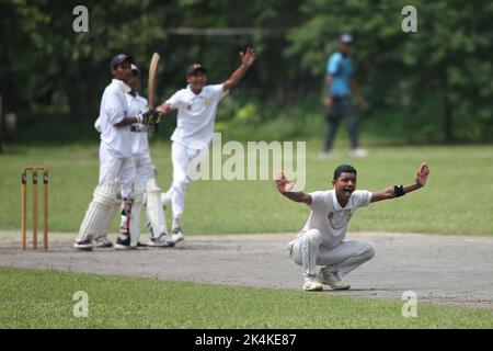 Prime Bank National School Cricket Tournament 2021-22 match between Premier Ideal High School, Mymensingh and Shishu Niketon High School, Rangpur at J Stock Photo