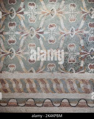 Rome, Centrale Montemartini Museum  - Polychrome Floor  Mosaic with sinus wave pattern, 3rd century AD Stock Photo