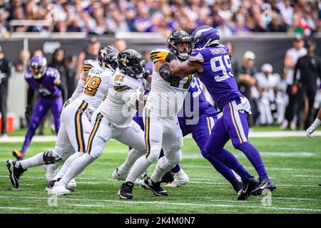 Minnesota Vikings Danielle Hunter #99 2018 Salute to Service