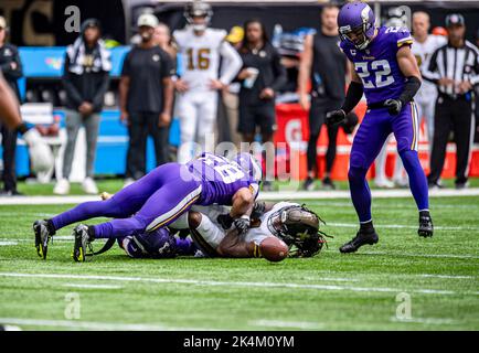 Minnesota Vikings' Jordan Hicks in action during an NFL football game,  Thursday, Sept. 14, 2023, in Philadelphia. (AP Photo/Matt Rourke Stock  Photo - Alamy