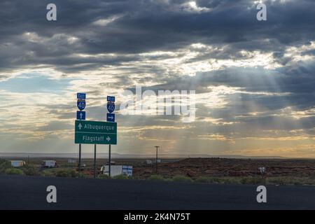 ARIZONA, US - SEPTEMBER 2, 2022: US Interstate I-40 road sign in Arizona with a dramatic sky Stock Photo