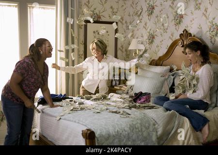 QUEEN LATIFAH, DIANE KEATON, KATIE HOLMES, MAD MONEY, 2008 Stock Photo