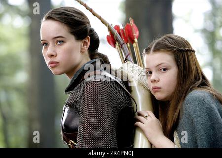 POPPLEWELL,HENLEY, THE CHRONICLES OF NARNIA: PRINCE CASPIAN, 2008 Stock Photo