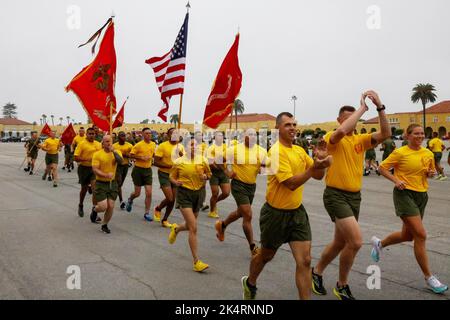 Marine Corps Recruit Depot San D, California, USA. 29th Sep, 2022. U.S Marines with 2nd Recruit Training Battalion, Recruit Training Regiment lead a motivational run at Marine Corps Recruit Depot (MCRD), San Diego, Sept. 29, 2022. The motivational run was the last physical training Marines conducted while at MCRD. Credit: U.S. Marines/ZUMA Press Wire Service/ZUMAPRESS.com/Alamy Live News Stock Photo