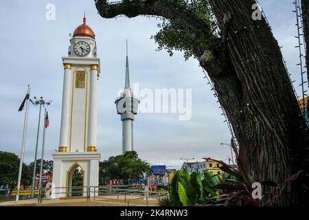 Kuantan, Malaysia - September 2022: Views of Kuantan Clock Tower and Menara Teruntum on September 24, 2022 in Kuantan, Malaysia Stock Photo