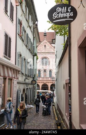 the lane Buttergasse in the historic town, Freiburg im Breisgau, Baden-Wuerttemberg, Germany. die Buttergasse in der historischen Altstadt, Freiburg i Stock Photo