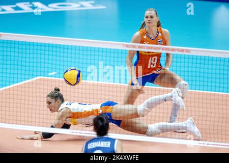 ROTTERDAM - Nika Daalderop and Myrthe Schoot of the Netherlands in