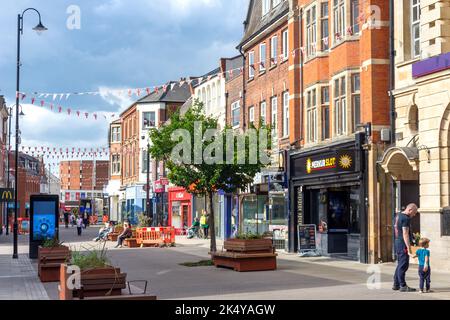 Pedestrianised High Street, Kettering, Northamptonshire, England, United Kingdom Stock Photo