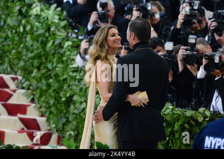 Gisele Bundchen and Tom Brady attend the Heavenly Bodies: Fashion & The Catholic Imagination Costume Institute Gala at The Metropolitan Museum of Art Stock Photo