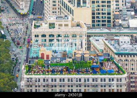 The '230 Fifth' rooftop bar and restaurant, situated at 230 5th Avenue at the corner of 27th Street, in New York City, USA. Stock Photo