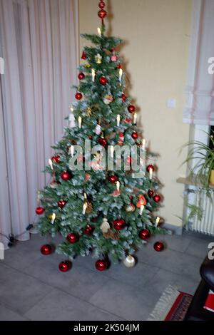 Weihnachtsbaum = Christbaum? Stock Photo