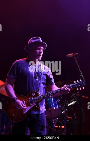 Dan Vickrey during the Concert of Counting Crows The Butter Miracle Tour on October 4, 2022 at the Auditorium Parco della Musica  in Rome, Italy. Stock Photo