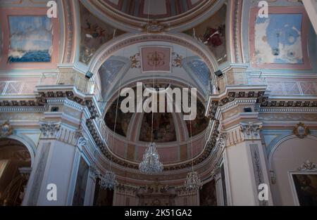 Cupola and main altar, Mother Church (Madre Ecclesia), Rosolini, Province of Siracusa (Syracuse), Sicily, Italy Stock Photo