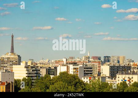 France, Paris, general view of Paris with the Eiffel Tower from the terrace of the Observatory of Meudon Stock Photo