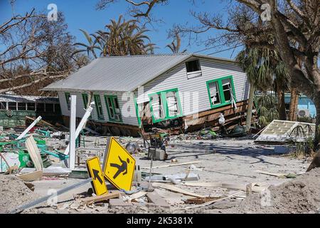 A home damaged by Hurricane Ian along Fort Myers Beach, Florida, on Oct. 3, 2022. (Photo by Al Diaz/Miami Herald/TNS/Sipa USA) Credit: Sipa USA/Alamy Live News Stock Photo