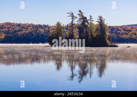 Spectacular autumn, Mont Tremblant, Quebec, Canada Stock Photo