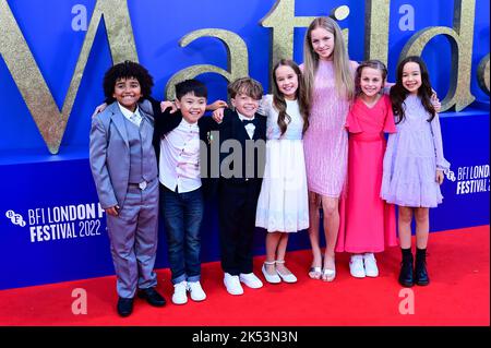 London, UK , 05/10/2022, Alisha Weir and her friends arrive at the Roald Dahl’s Matilda the Musical - World Premiere- opening night gala at the Royal Festival Hall, London, UK. - 5th October 2022. Stock Photo