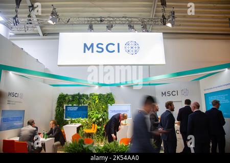 Munich, Germany. 05th Oct, 2022. MSCI bei der 24. Internationale Fachmesse für Immobilien und Investitionen Expo Real am 5.10.2022 in München. Seit 1998 findet die Fachmesse für Immobilien und Investitionen jährlich im Oktober in der bayerischen Landeshauptstadt München statt. Heuer vom 4.10.2022 bis zum 6.10.2022. - MSCI at the 24th International Trade Fair for Property and Investment Expo Real in Munich, Germany on October 5, 2022. Since 1998 the Real Expo has taken place in Munich, this year from October 4 until October 6. (Photo by Alexander Pohl/Sipa USA) Credit: Sipa USA/Alamy Live News Stock Photo