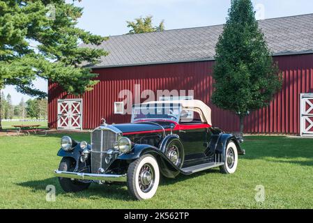 HICKORY CORNERS, MI/USA - AUGUST 27, 2017: A 1932 Pierce-Arrow 54 Convertible car, Pierce-Arrow Society Gathering, Gilmore Car Museum. Stock Photo