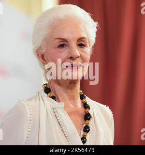 Madrid, Spain. 06th Oct, 2022. Designer Carolina Herrera attends the MAPFRE Awards press conference at the Casino de Madrid in Spain. Credit: SOPA Images Limited/Alamy Live News Stock Photo