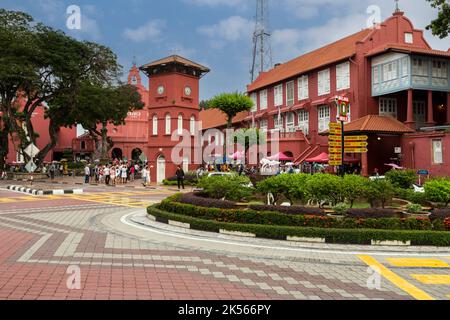 Stadthuys on right, Former Dutch Governor's Residence and Town Hall, Built 1650.  Melaka, Malaysia. Stock Photo