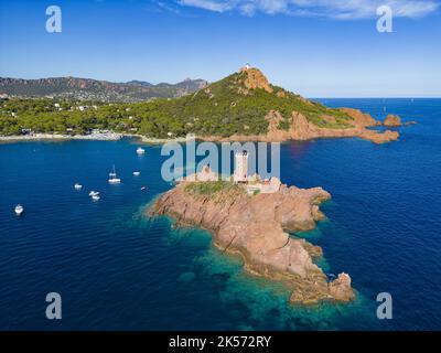 France, Var, Corniche de l'Esterel or corniche d'Or, Saint Raphael, Ile d'Or in front of the Cap du Dramont with Massif de l'Esterel in the background (aerial view) Stock Photo