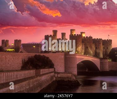 CONWY CASTLE RIVER CONWY GWYNEDD NORTH WALES COAST UK Stock Photo