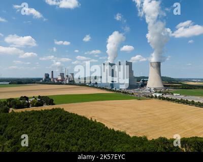 Aerial view of the lignite-fired power station „Neurath“ in Northrhine-Westphalia, Germany. Braunkohlekraftwerk Neurath Stock Photo