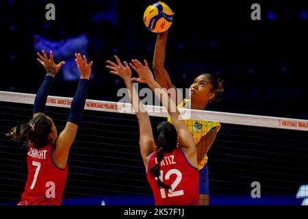 ROTTERDAM, NETHERLANDS - OCTOBER 6: Lorenne Geraldo Teixeira of Brazil spikes the ball during the Pool E Phase 2 match between Brazil and Puerto Rico on Day 13 of the FIVB Volleyball Womens World Championship 2022 at the Rotterdam Ahoy on October 6, 2022 in Rotterdam, Netherlands (Photo by Rene Nijhuis/Orange Pictures) Stock Photo