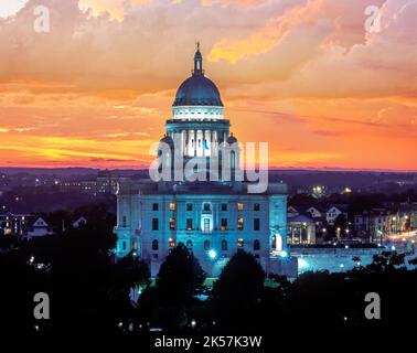 STATE HOUSE BUILDING (©MCKIM, MEAD & WHITE 1904) PROVIDENCE RHODE ISLAND USA Stock Photo