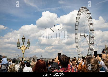 people watching the RAF flyby at queen Elizabeth platinum jubilee, Londo, UK Stock Photo