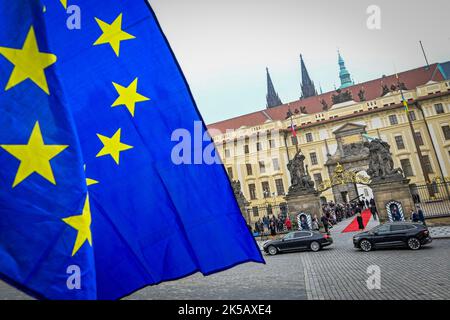 Prague, Czech Republic. 07th Oct, 2022. Leaders arrive to the EU informal summit at the Prague Castle, Czech Republic, on October 7, 2022. Credit: Vit Simanek/CTK Photo/Alamy Live News Stock Photo