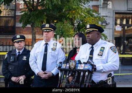 NYPD Chief Of Patrol, Jeffrey B. Maddrey Briefs The Media About A A ...